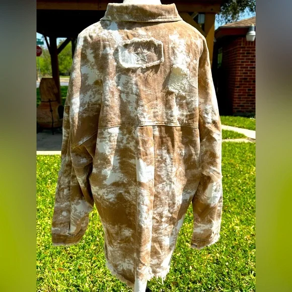 POL Tie Dye Raw Edge Shacket - Picture 8 of 11